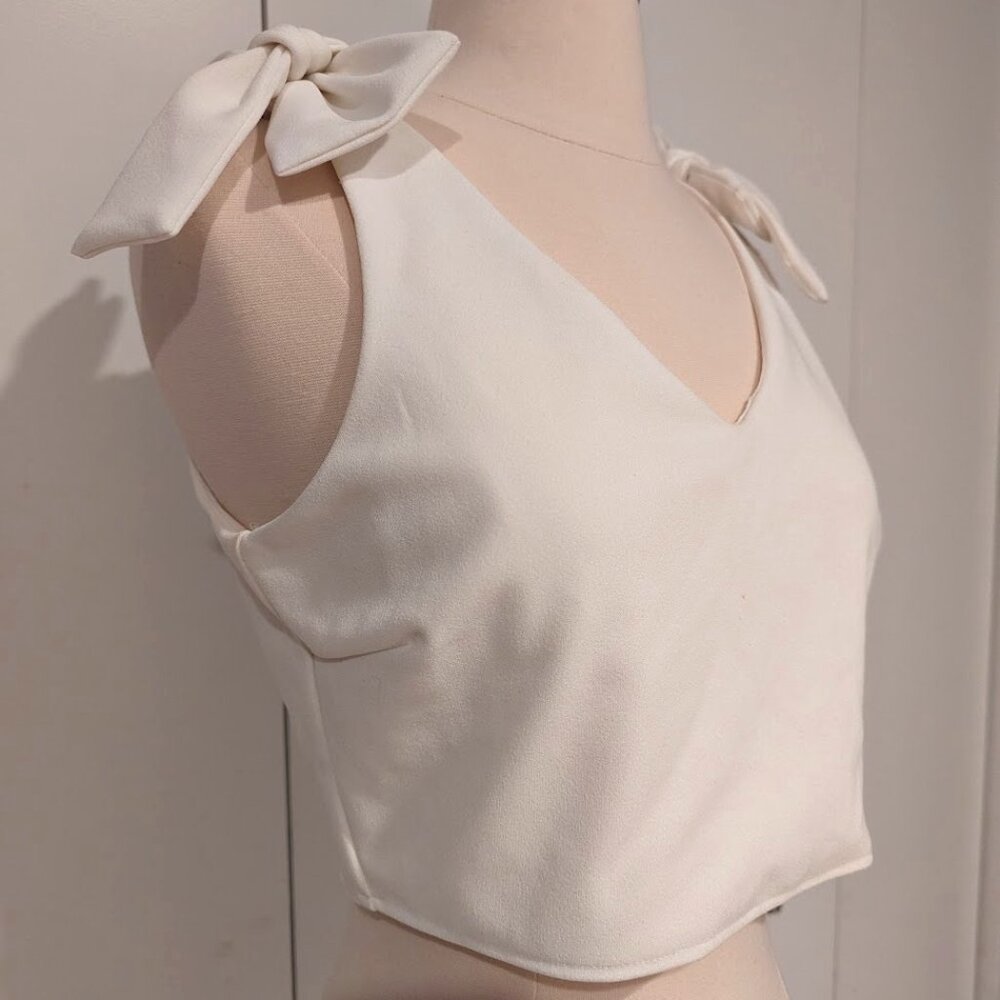 Elegant Crop Top with Bow Straps